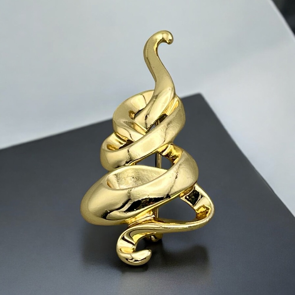 AJC Vintage Gold Tone Abstract Swirl Ribbon Brooch